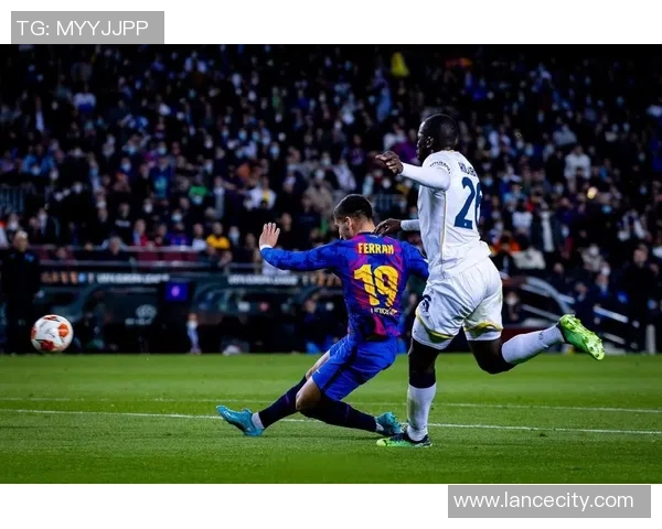 欧联杯巴萨大胜那不勒斯五球狂潮绝杀瞬间引发转会热议