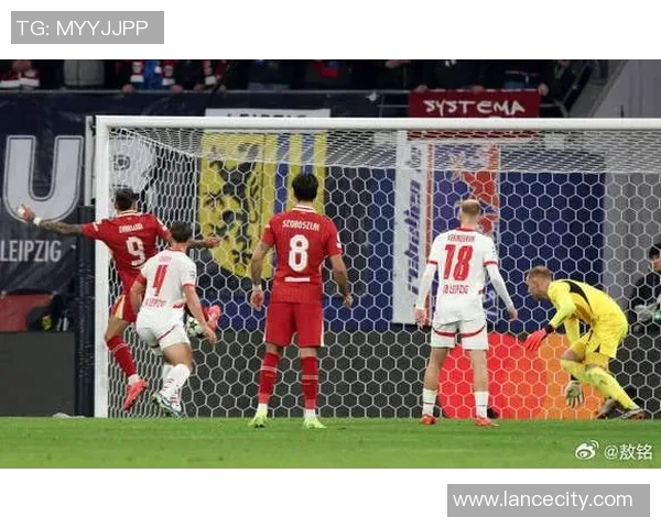 西甲赛场惊现冷门利物浦与莱比锡激战成平局引发热议