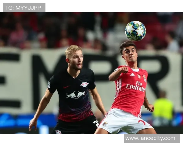 莱比锡在足总杯中大胜本菲卡五球逆转引发全场热烈反响分析