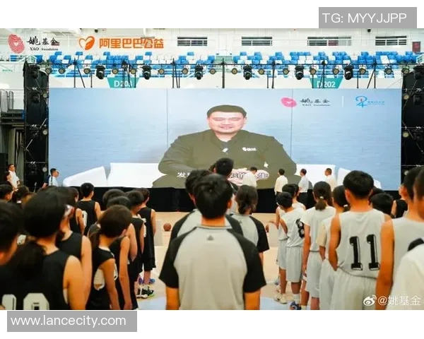 姚明因疫苗接种错误引发公众关注专家呼吁加强疫苗接种知识普及