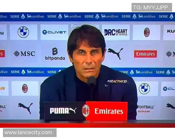 意甲激战：AC米兰与那不勒斯握手言和全场沸腾的赛后点评