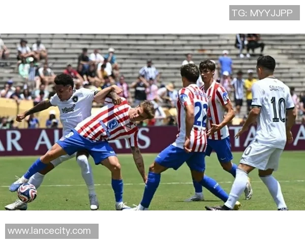 意甲激战:马竞大胜莱比锡五球狂潮引发争议判罚热议 意甲激战:马竞大胜莱比锡五球狂潮引发争议判罚热议