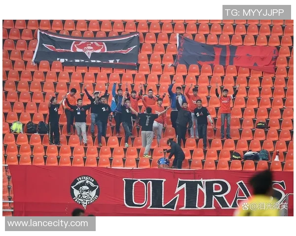 欧冠历史冷门曼联大胜巴萨红牌事件引发全场热议