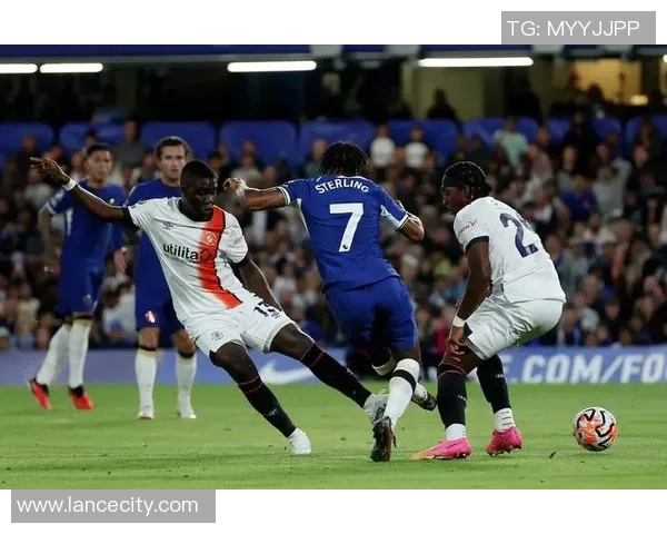 欧冠激战：里昂逆袭切尔西6-2绝杀瞬间引发全场狂欢解析