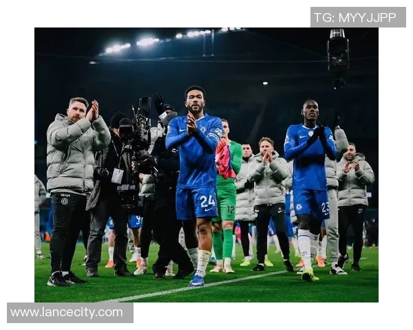 英超焦点战切尔西与曼城激战成平补时进球引发全场狂欢