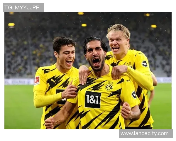 世界杯焦点战:多特蒙德与曼城激战成和神扑瞬间引爆全场激情 世界杯焦点战:多特蒙德与曼城激战成和神扑瞬间引爆全场激情