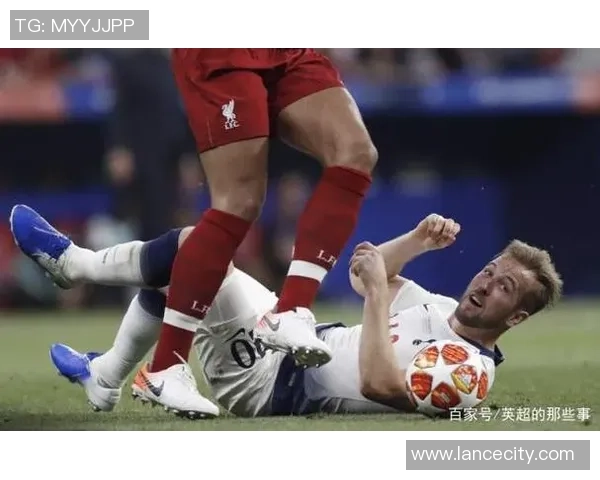 中超激战莱比锡与热刺平局红牌事件引发全场热议与争议分析 中超激战莱比锡与热刺平局红牌事件引发全场热议与争议分析