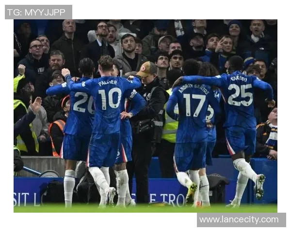 德甲精彩对决曼联与那不勒斯战成平局十佳进球回顾引爆全场热情