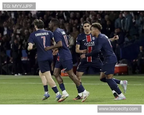 友谊赛回顾巴黎圣日耳曼凭乌龙球小胜那不勒斯战术解析与亮点分析 友谊赛回顾巴黎圣日耳曼凭乌龙球小胜那不勒斯战术解析与亮点分析