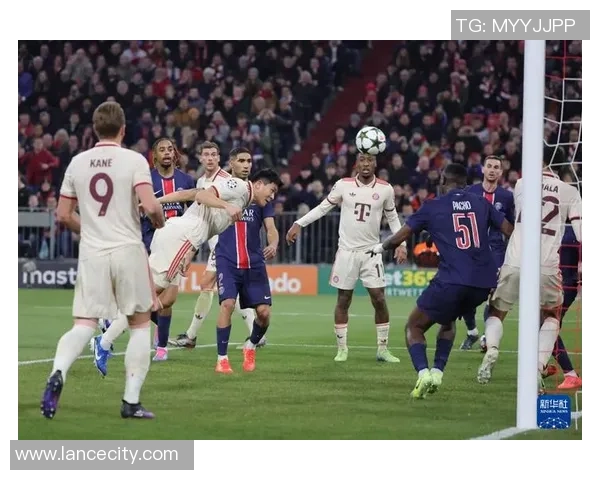 欧冠历史冷门巴黎圣日耳曼逆转拜仁引发红牌争议全场沸腾