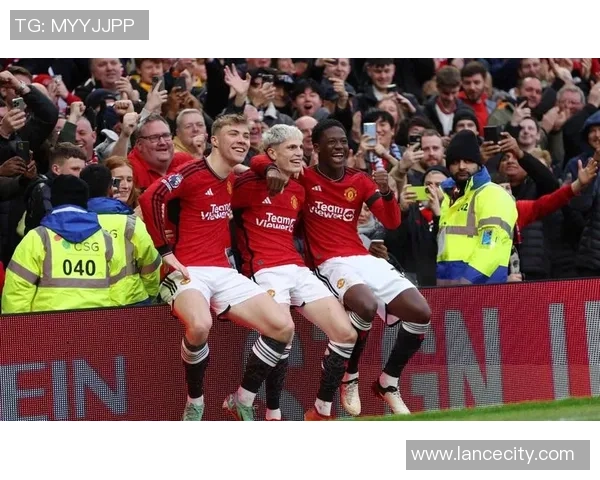 曼联友谊赛小胜波尔图绝杀时刻引发转会风波