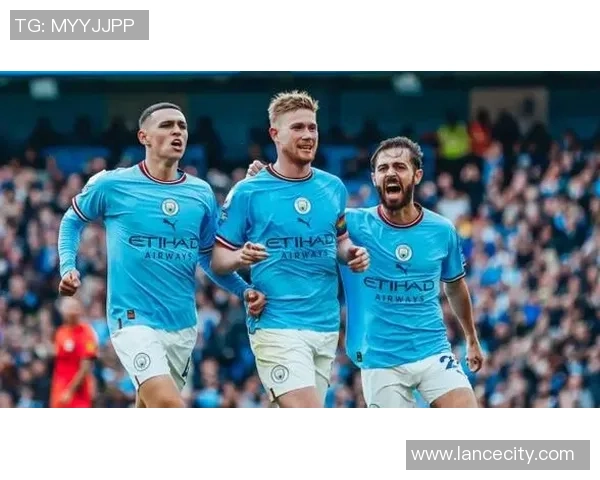 欧冠精彩对决：里昂与莱比锡战成平局乌龙球成比赛转折点