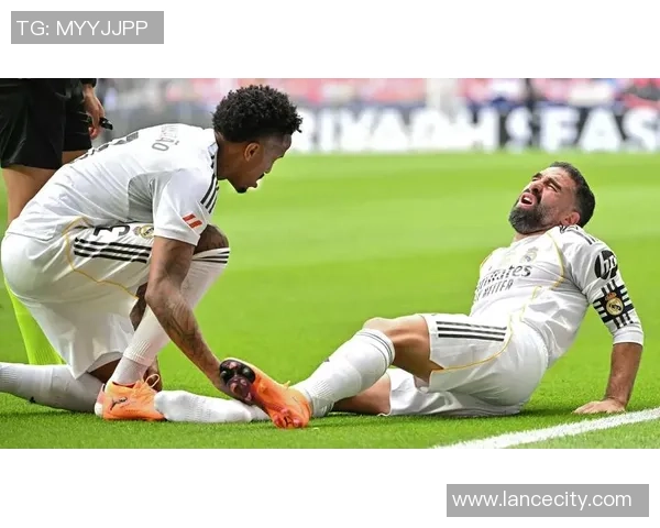 德甲激战莱比锡小胜皇马引发转会风波与球迷热议