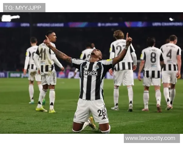 曼联友谊赛大胜巴黎圣日耳曼补时进球点燃全场激情 曼联友谊赛大胜巴黎圣日耳曼补时进球点燃全场激情