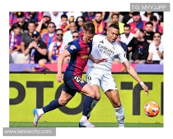 西甲激战国米与巴萨1比1平帽子戏法引发全场狂欢数据分析揭秘 西甲激战国米与巴萨1比1平帽子戏法引发全场狂欢数据分析揭秘