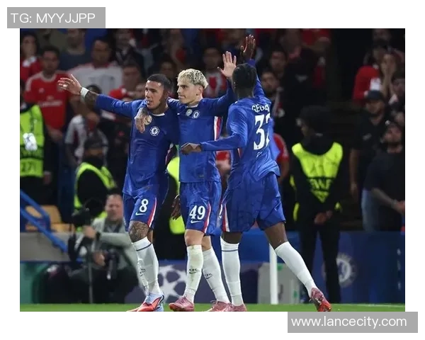 切尔西逆袭波尔图6比2神奇扑救成比赛转折点引发热议