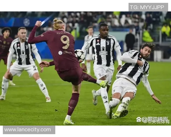 欧冠激战尤文图斯与曼联战平补时进球引发全场狂欢