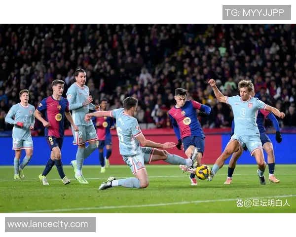 意甲激战：巴黎圣日耳曼逆转国米四比三全场沸腾战术分析揭秘